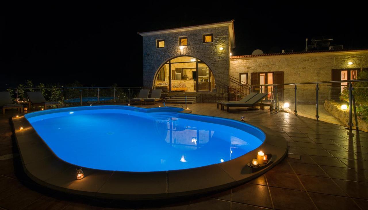 Villa Kourouni Stalós Екстериор снимка
