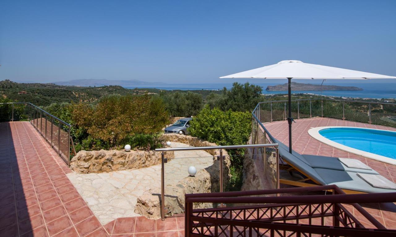 Villa Kourouni Stalós Екстериор снимка