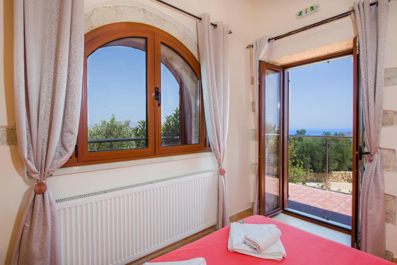 Villa Kourouni Stalós Екстериор снимка