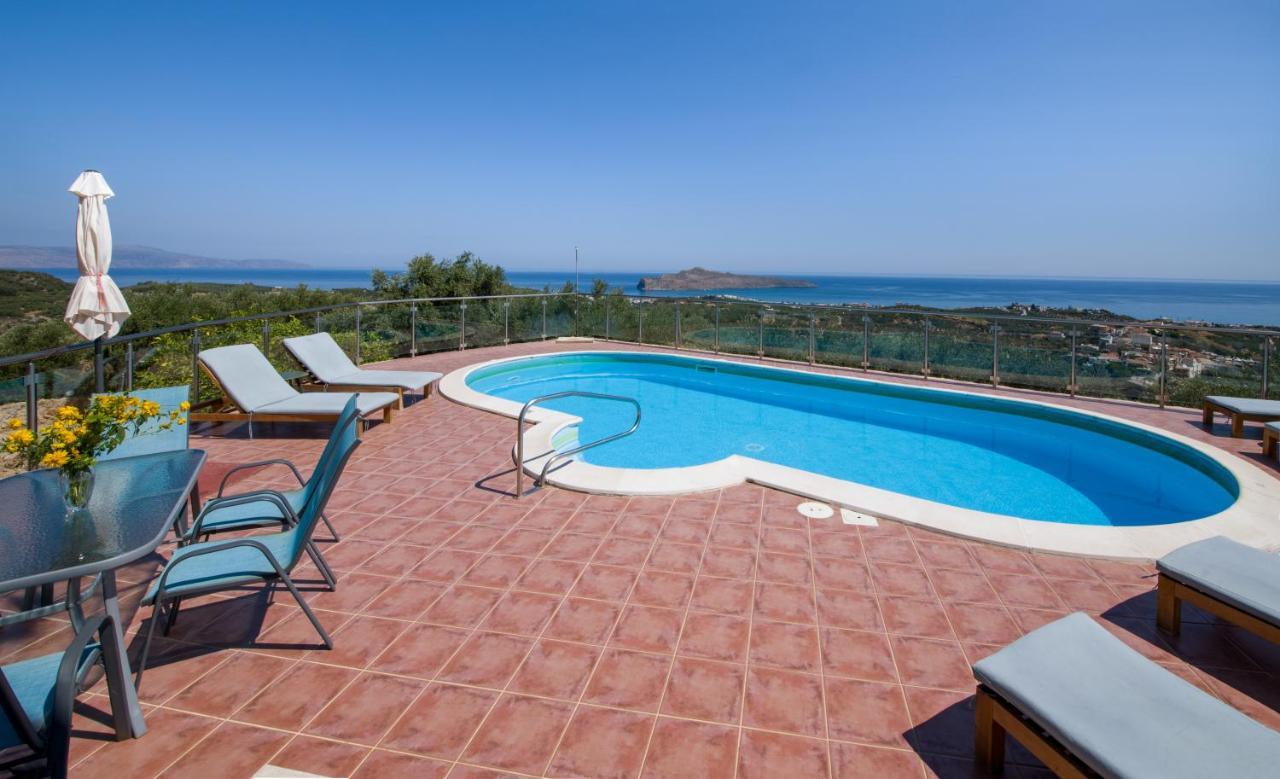 Villa Kourouni Stalós Екстериор снимка